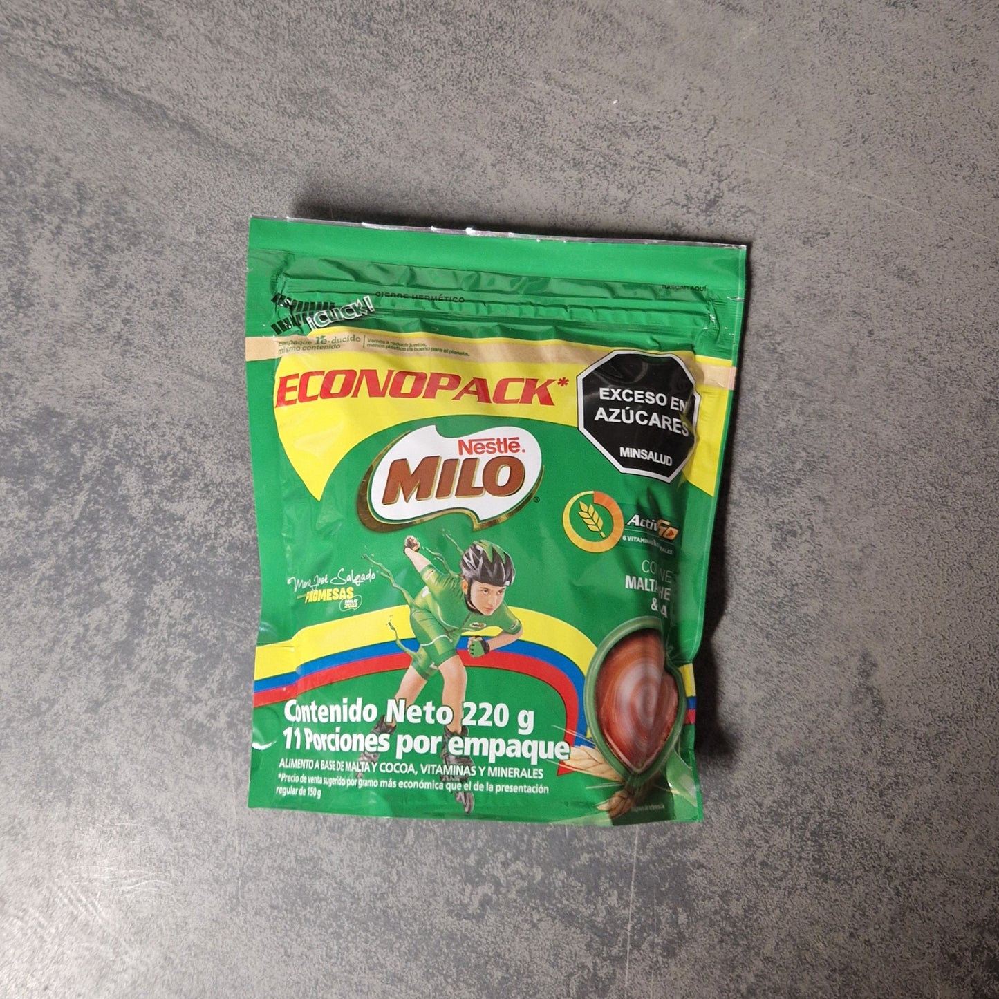 Poudre de chocolat Milo Nestlé 220g