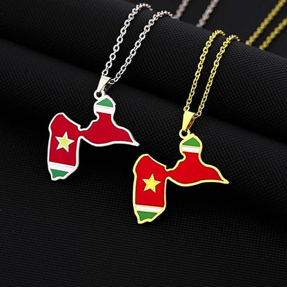 Collier avec pendentif carte Guadeloupe lot de 2